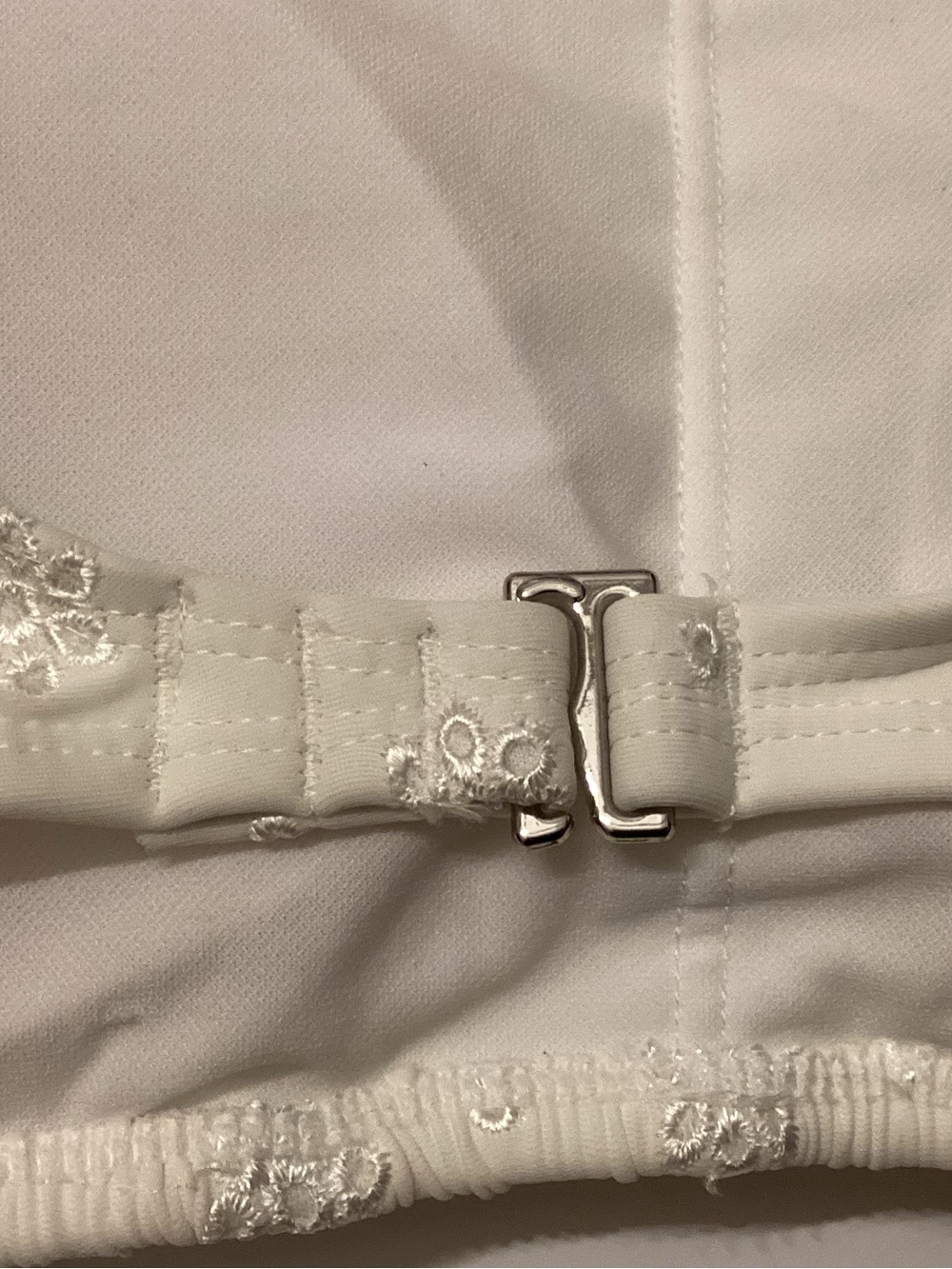 Target Cream Eyelet Ruffle-Trim Cropped Top - Picture 6 of 8